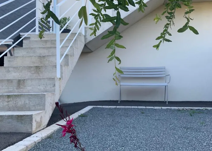 T2 Independant 10 Mn Angers Apartament